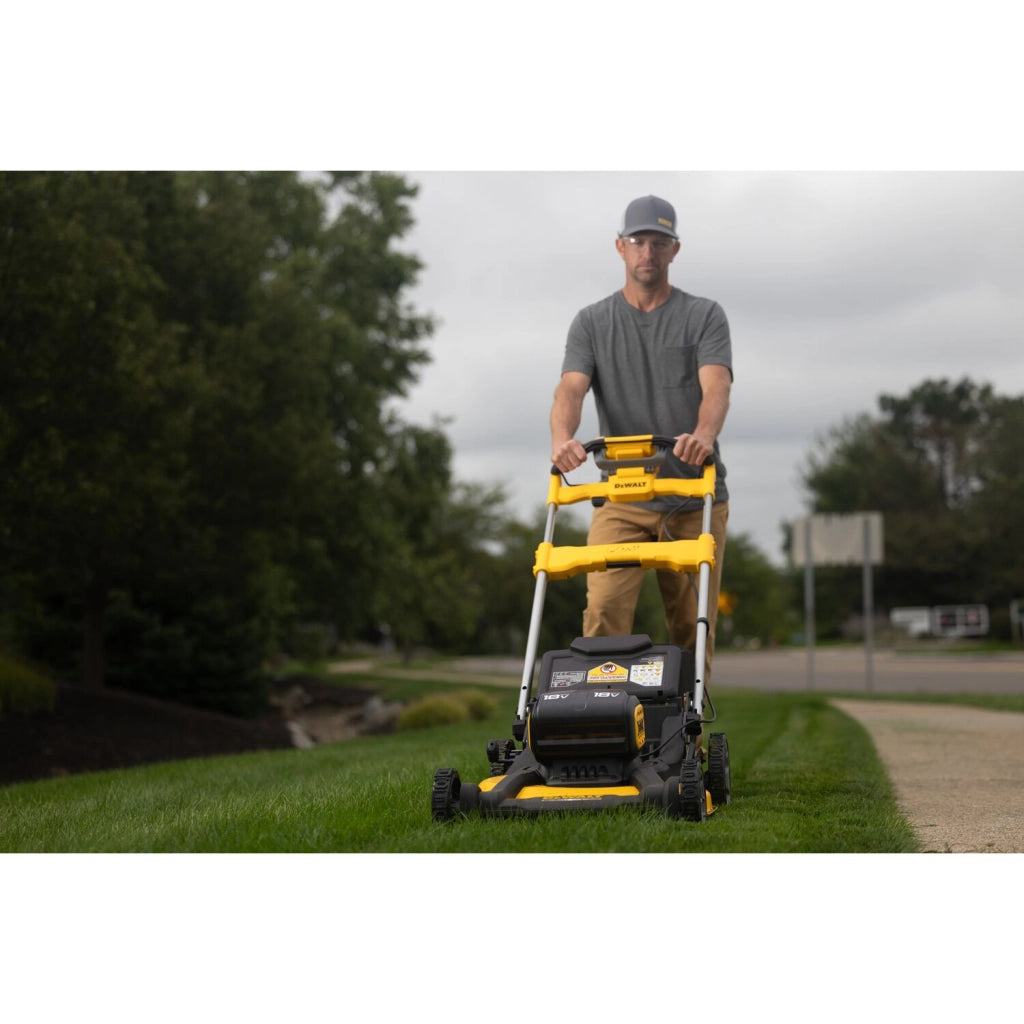 DeWALT DCMWSP156N-XJ Rasaerba semovente (2×18 V) motore Brushless, taglio 53 cm