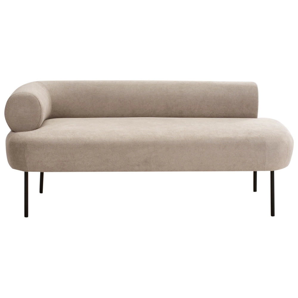 Chaise Lounge Tortora Sinistra in tessuto poliestere con cuscini decorativi Gambe in metallo Soggiorno di design moderno
