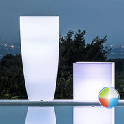 Vaso Agave Tondo Con Led Multicolor Batteria H 90 Ø 40Cm