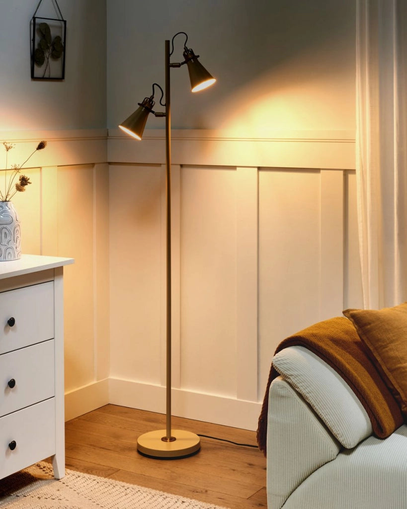 Lampada da terra Beige Metallo Paralumi regolabili Interruttore On-Off Camera da letto Soggiorno Casa Ufficio Illuminazione Design Industriale