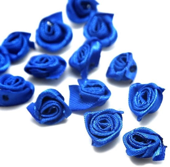 Fiori artificiali - Teste di rosa - 100 pezzi - Blu - Fiori artificiali per decorazioni DIY per matrimoni e feste