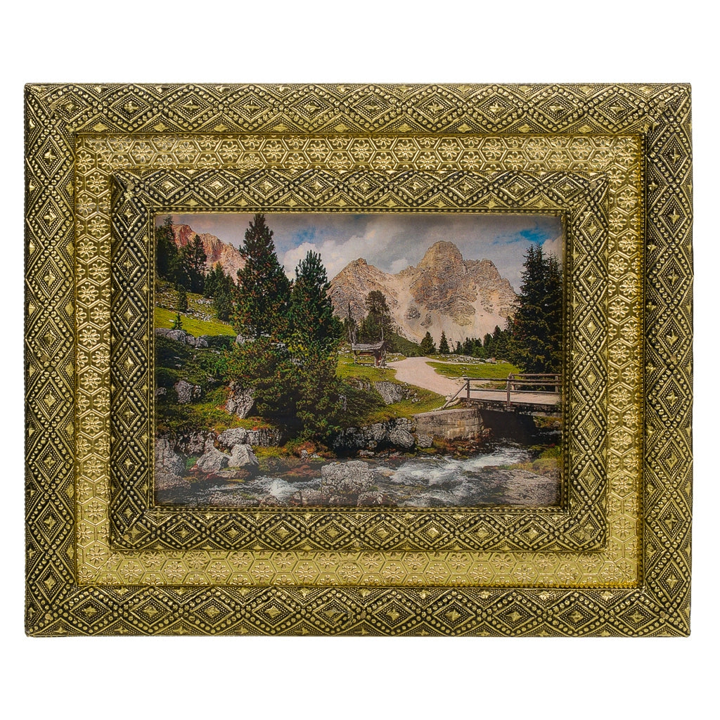 Portagioie in metallo dorato sbalzato 30x25x7,5h