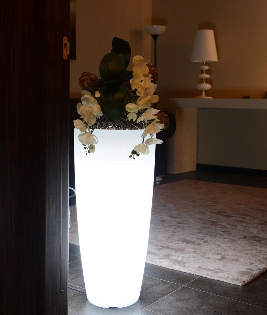 Vaso luminoso RGB con pannello solare cm 40x40x90 - LUCIUS