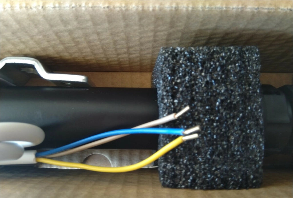 Motore per tapparelle Wi-Fi integrato (controllo da smartphone). Portata 20Nm - 40Kg