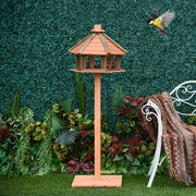Casetta da giardino in legno con tetto a due falde base stabile e piattaforma per cibo e acqua natural Ø52 × 130 cm