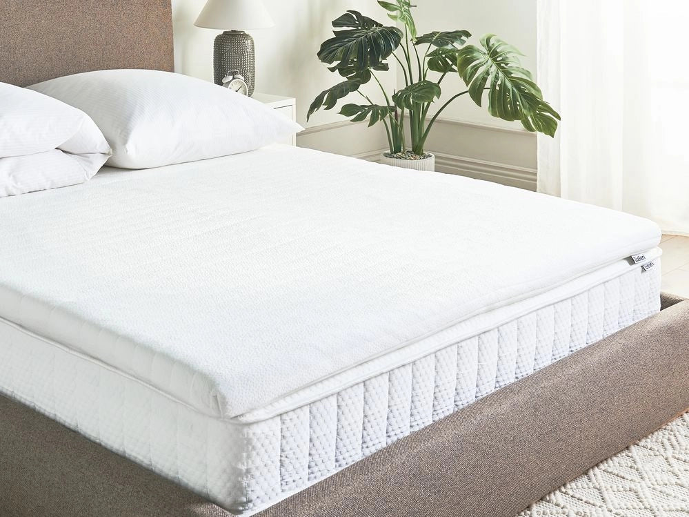 Coprimaterasso in schiuma bianca 160 x 200 cm comfort morbidezza