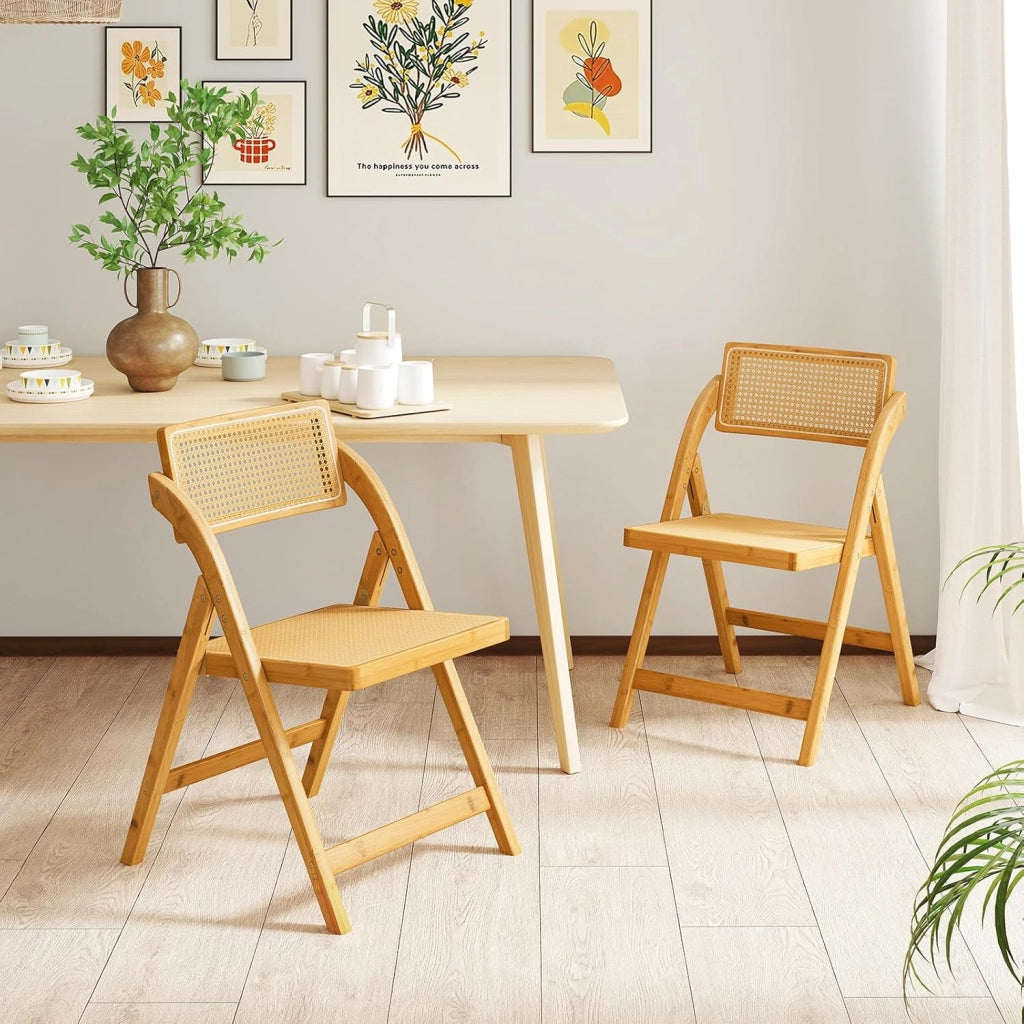 Set di 2 Sedie Pieghevoli in Rattan, Sedie da Sala Pranzo in Bambù con Schienale Rotolante, Sedie Stile Boho Senza Necessità di Montaggio, Capacità di 150 kg, per Cucina e Soggiorno, Naturale
