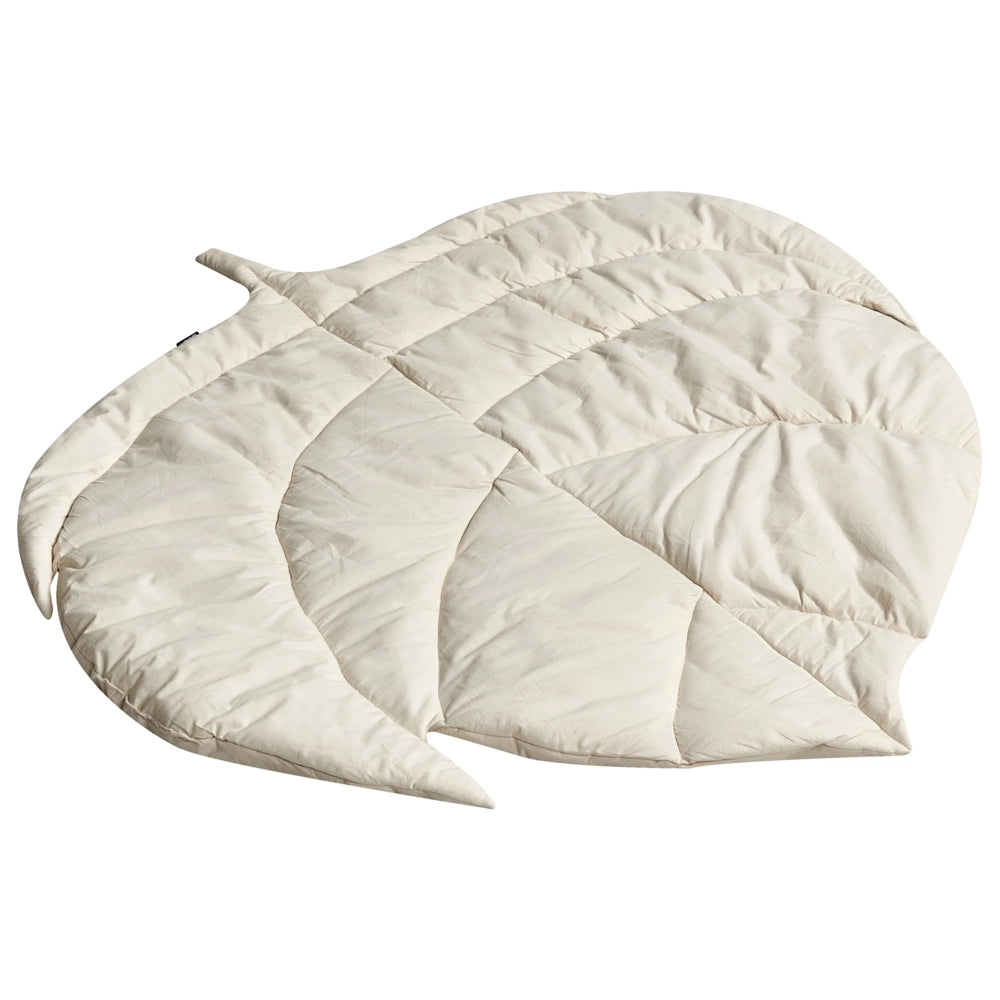 Tappeto per bambini in cotone bianco sporco a forma di foglia trapuntato 110 x 110 cm accessorio per la cameretta dei bambini.