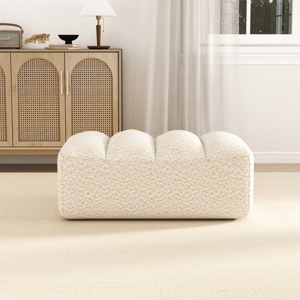 DIVANO modulare senza struttura con ottomano in Granular Fleece beige e bianco