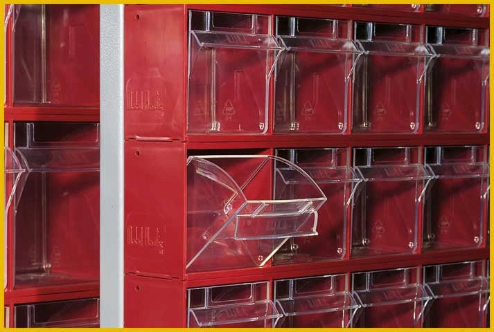 Armadio Madia con pannelli scorrevoli per ferramenta e officina cm. 248x60x195h
