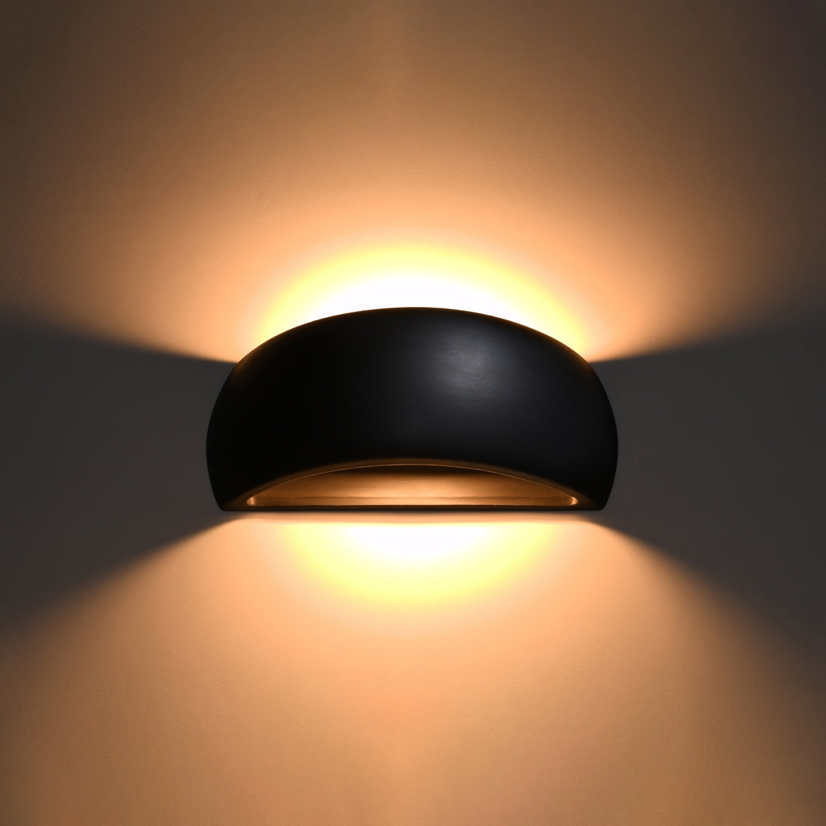 Lampada da parete in ceramica PONTIUS nero