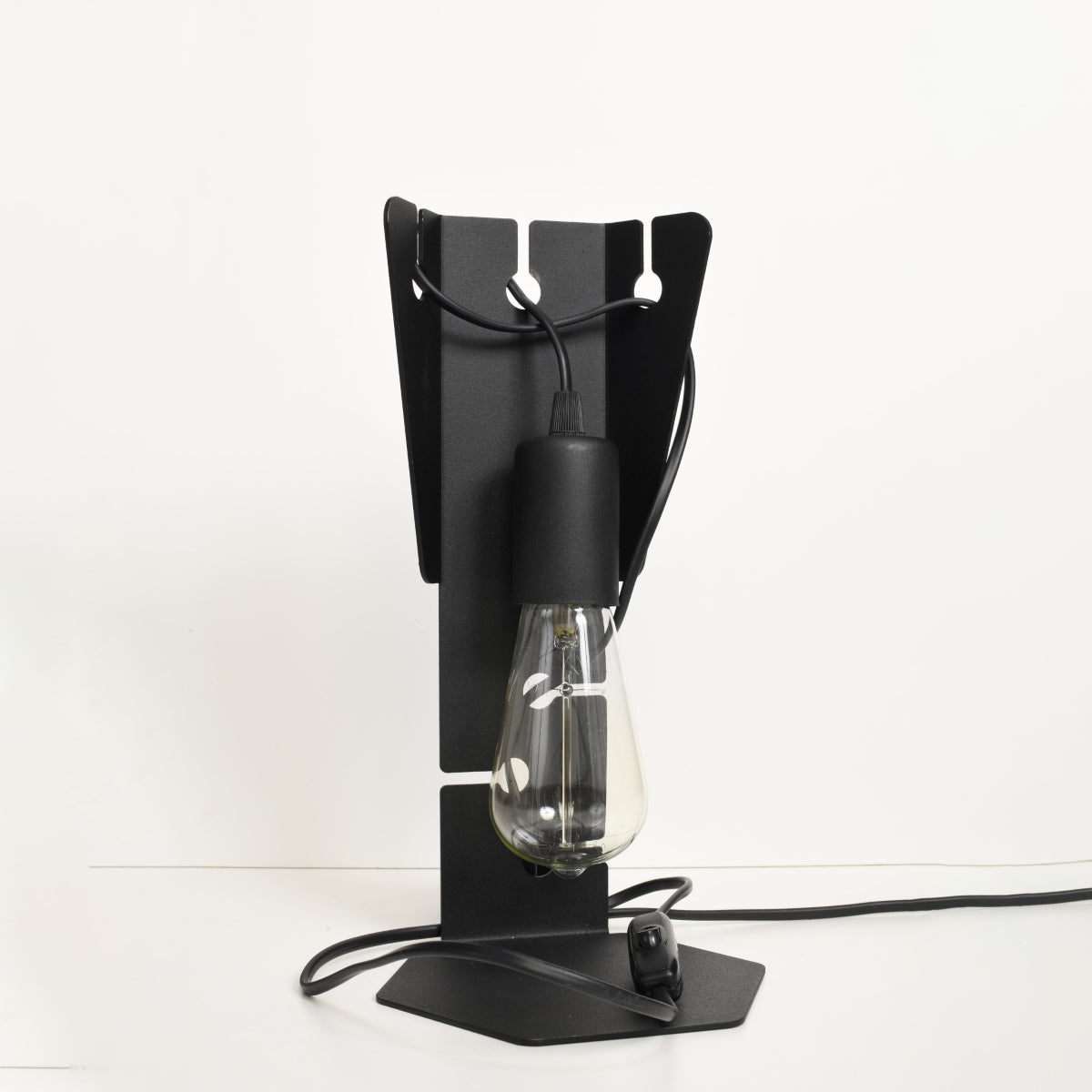 Lampada da tavolo ARBY nero