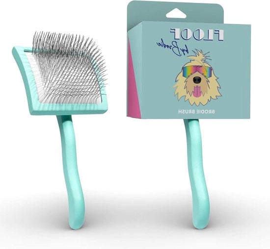 Pelo Slicker per cani - Pelo Slicker per il risciacquo e la cura - cani con pelo lungo - animali domestici 

Modello: 12345 
 Materiale: plastica 
 Dimensioni: 20 x 10 cm 
 Colore: marrone 
 Pelo: morbido e soffice 
 Utilizzo: risciacquo e cura del pelo