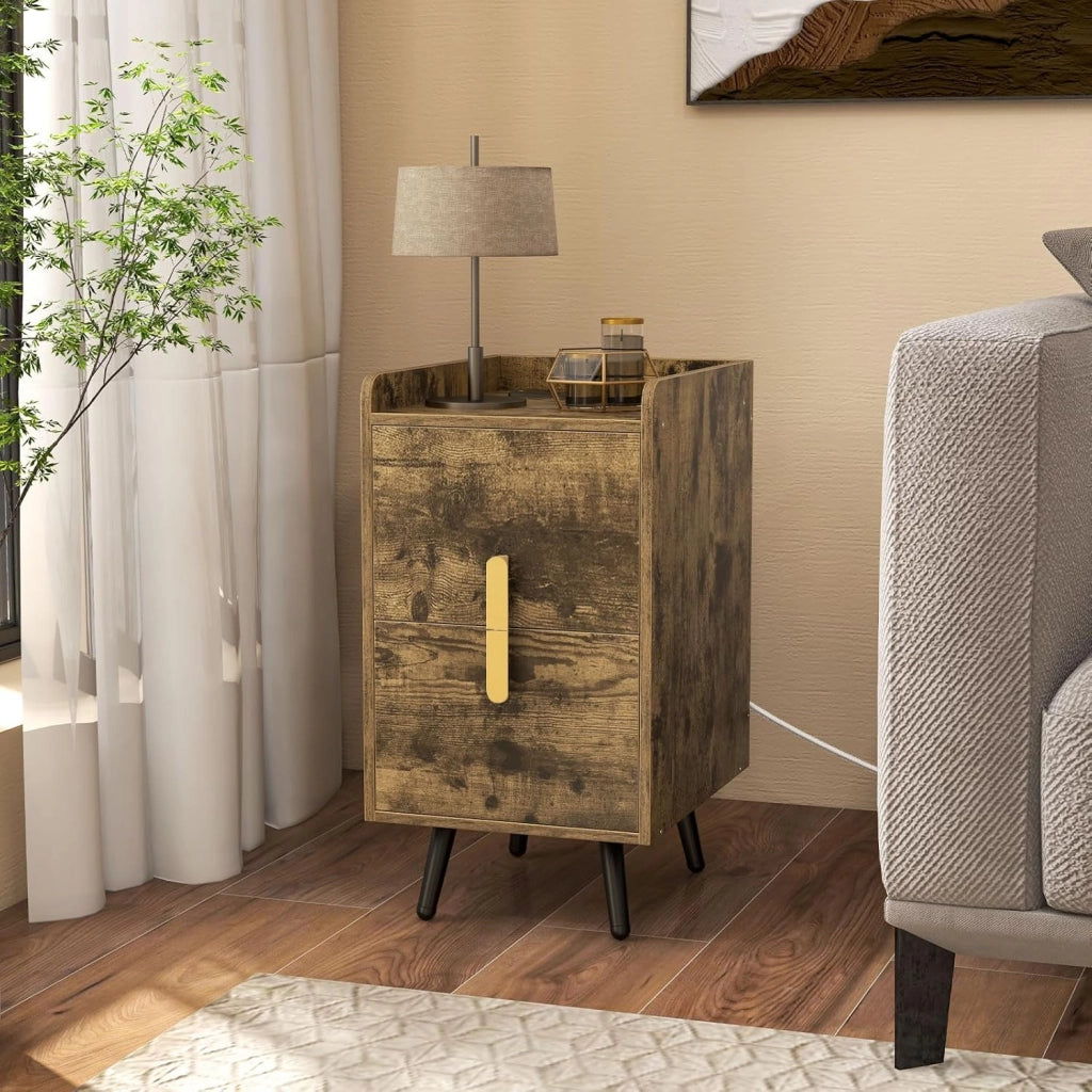 Comodino con stazione di ricarica, comodino con 2 porte USB e 3 prese, tavolino con 2 cassetti, comodino con gambe in metallo, 32 x 40 x 60 cm