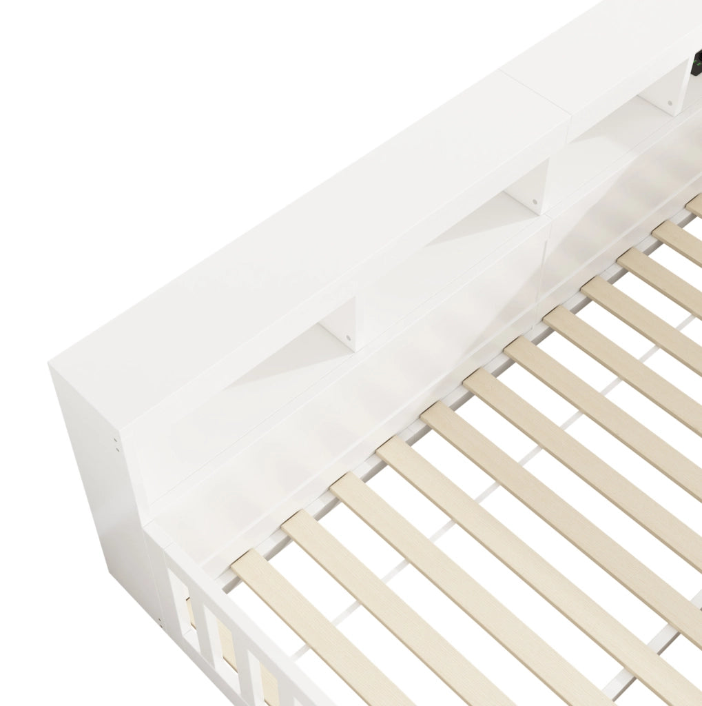 Daybed 140x190 cm con prese e USB; vano laterale; in truciolato e MDF bianco