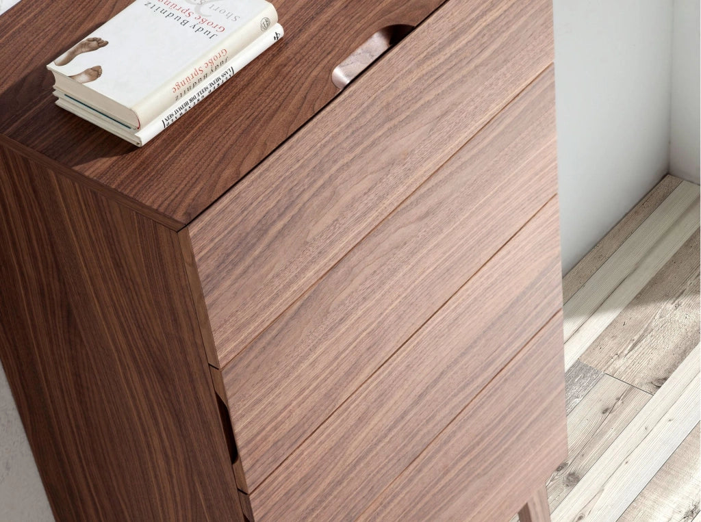 Chiffoniera in noce