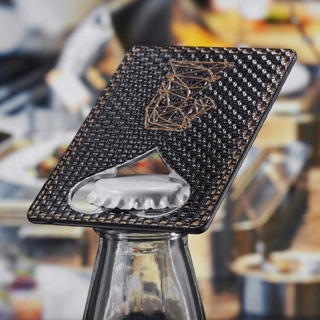 Apribottiglie KADAX per birra, bottiglia in metallo, asso degli scacchi, cavallo, buono regalo