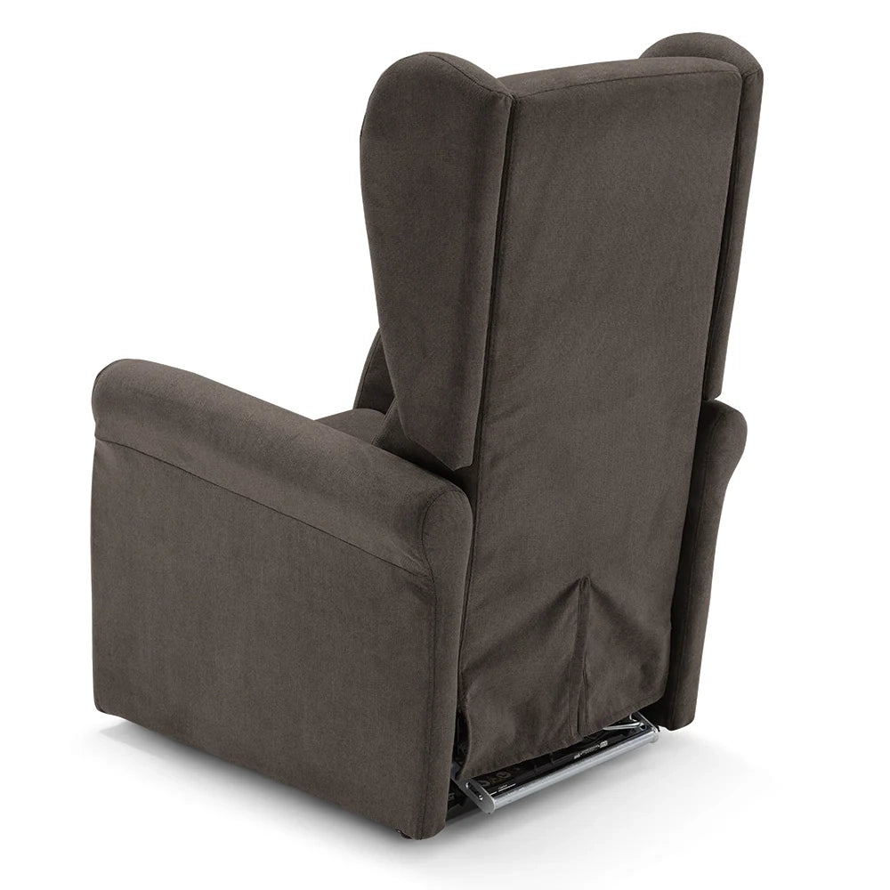 Poltrona relax elettrica PISA MADE IN ITALY per anziani e disabili, 2 motori, 4 ruote, Kit Batteria, reclinazione e alzapersona, Tessuto Antimacchia, colore Fango