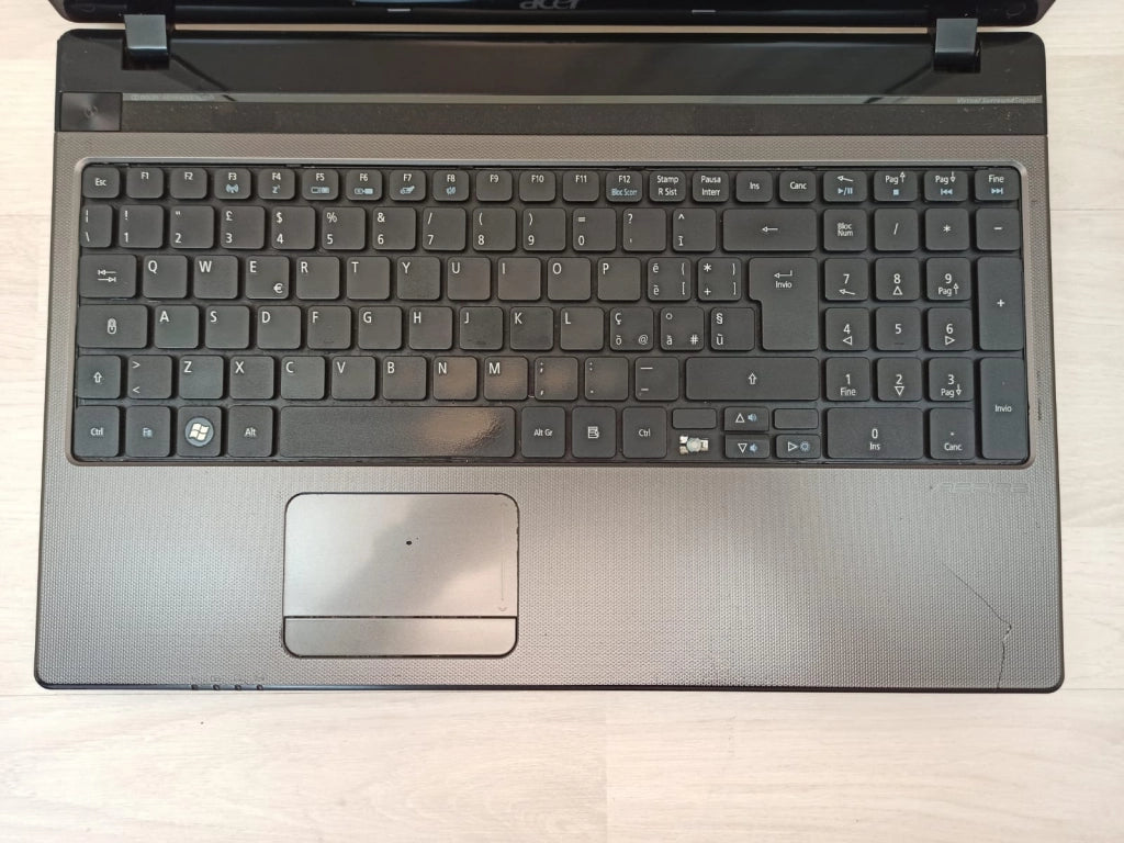 Notebook - Acer Aspire 5560 AMD A6-3400M 4 GB RAM HDD 320 GB 15,6" - Grado B