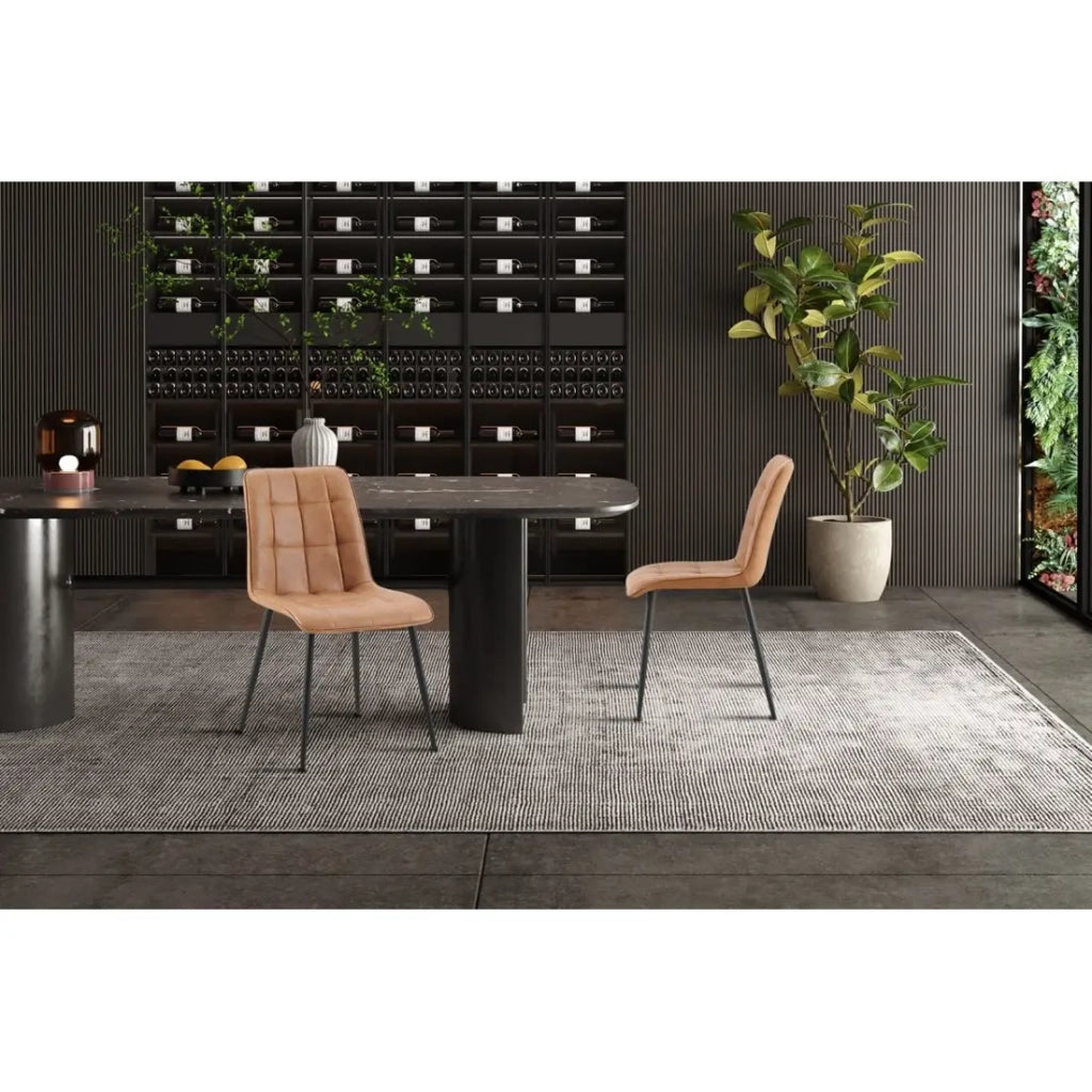 Set di 4 sedie MIREA – Cognac – Stile senza tempo – Gambe in metallo – Rivestimento in PU facile da pulire