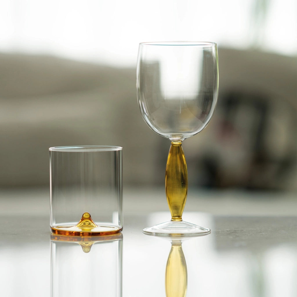 Discobolo Tumbler Set 4 Bicchiere in Vetro Borosilicato Soffiato a Mano Trasparente e Giallo Oro Capacità 34,5 cl Design Elegante Made in Italy