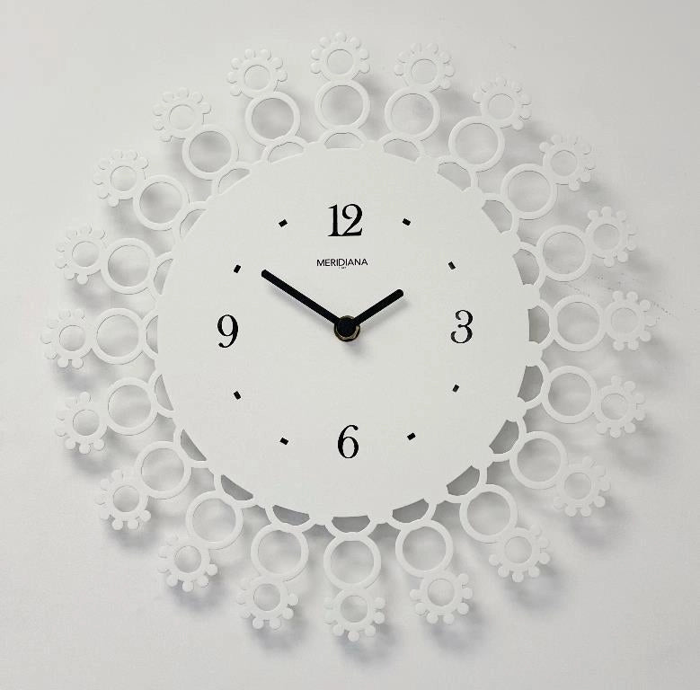 Orologio da Parete in Metallo Decoro Fiorellini Bianco 32 cm