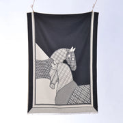 Elegante e raffinata sciarpa da donna in cashmere con motivo a cavallo.