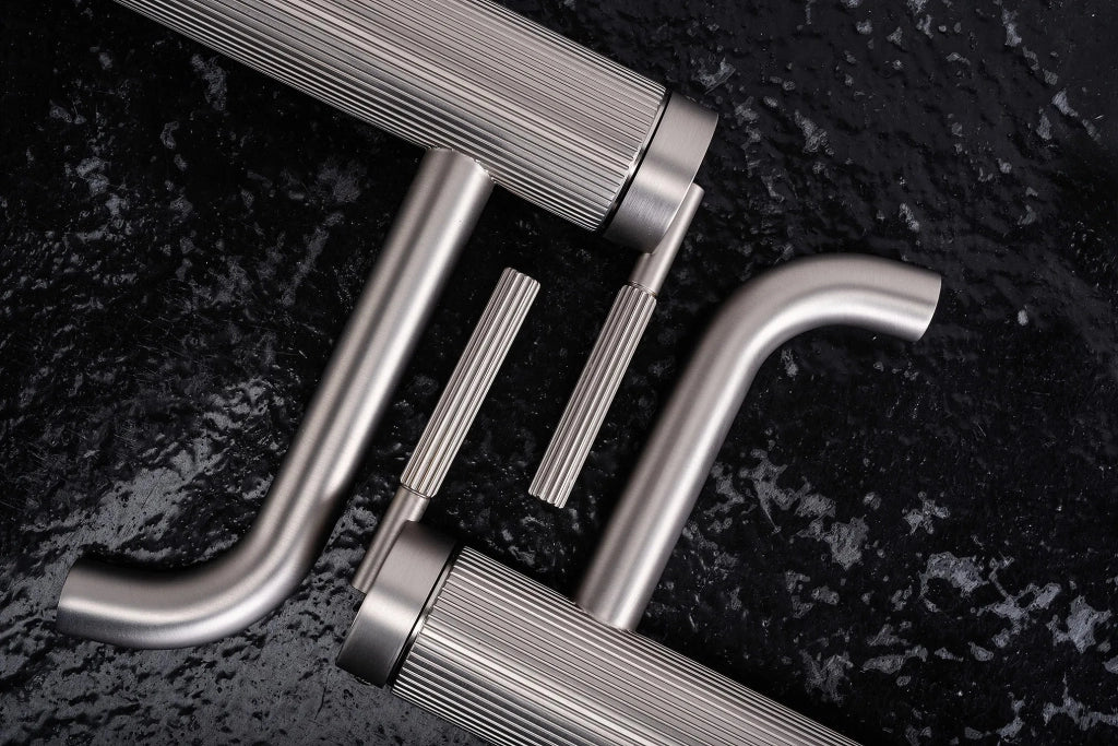Rubinetto Da Lavabo Rea Argon Brush Nickel Low