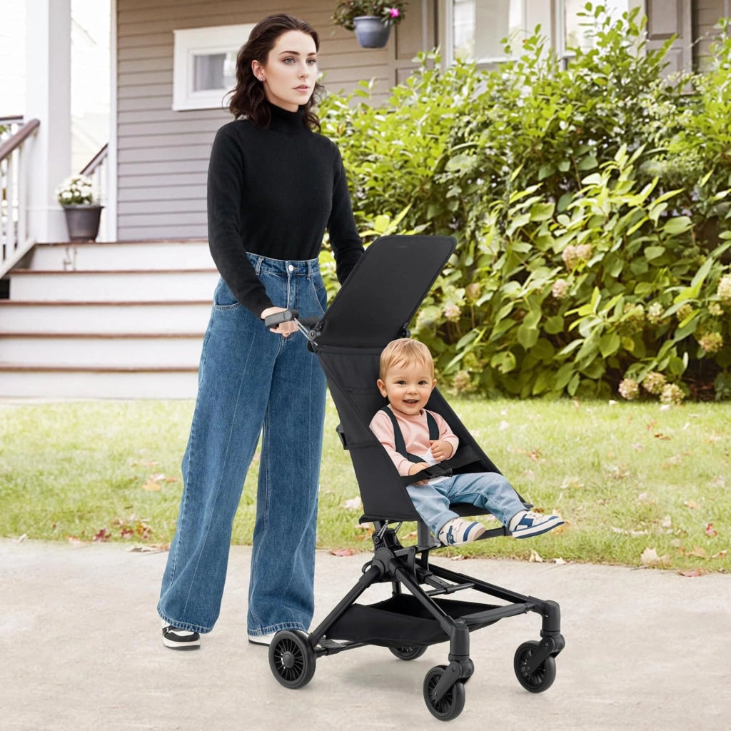 Passeggino Leggero per Bambini, Passeggino Compatto con Tettuccio Regolabile, Cestino di Stoccaggio e Ruote, Passeggino Pieghevole per Bambini 6+ Mesi