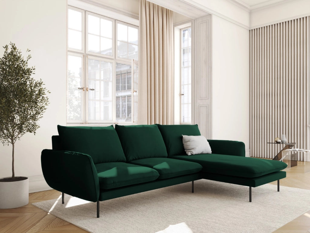 Cosmopolitan Design - Divano angolare destro "Vienna" 5 posti in velluto verde bottiglia 