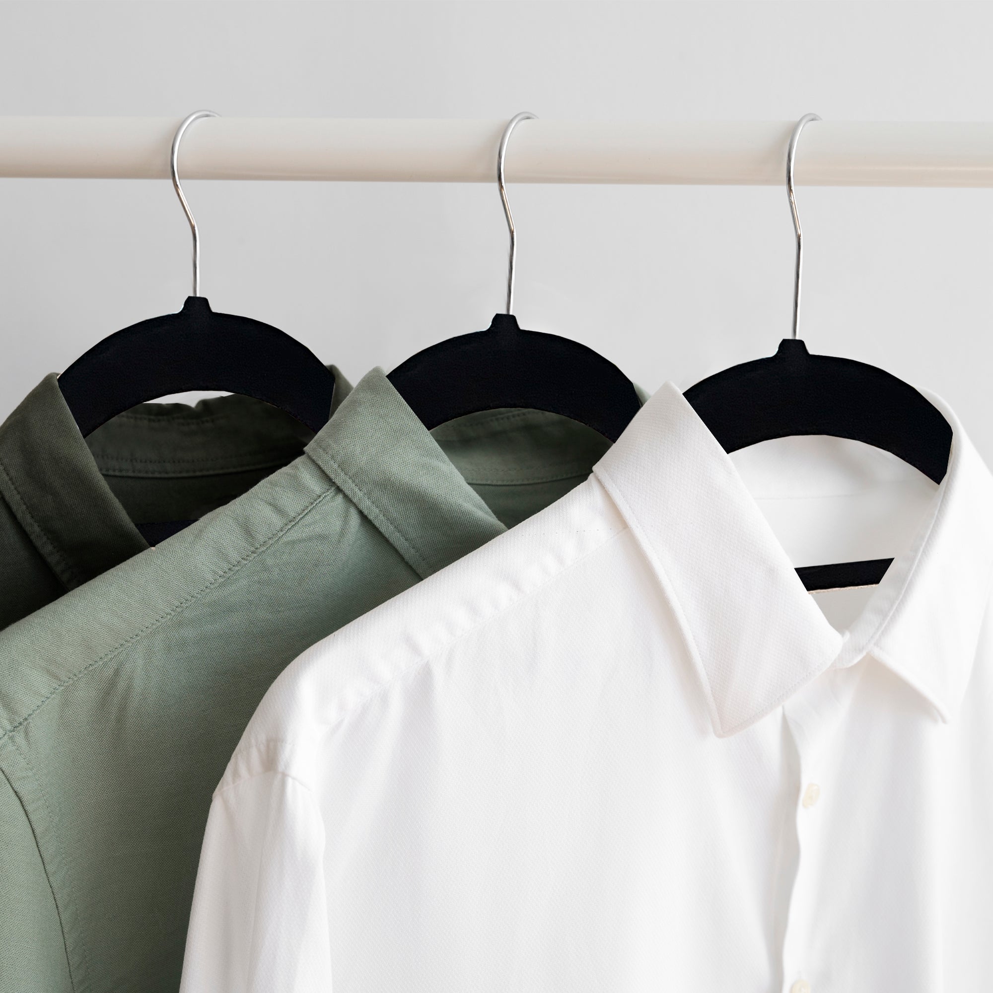 Set 50 grucce in velluto antiscivolo Nyana Home – Gancio rotante 360° nero