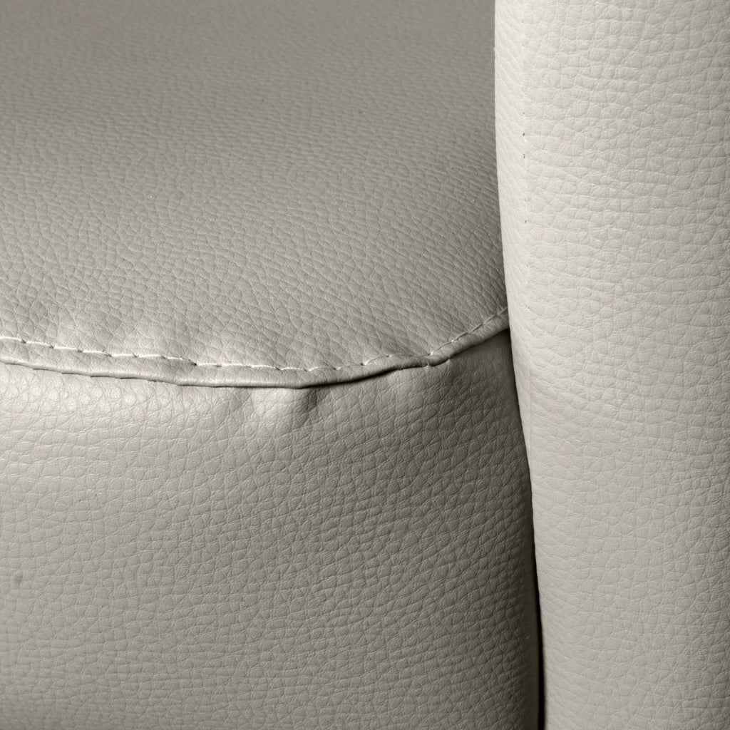 Poltrona Ago 63x76h cm, braccioli