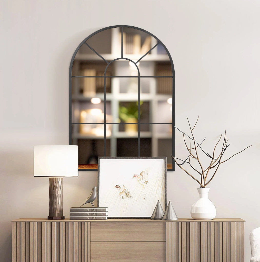Specchio da parete ad arco con cornice in metallo nero 91 x 60 cm