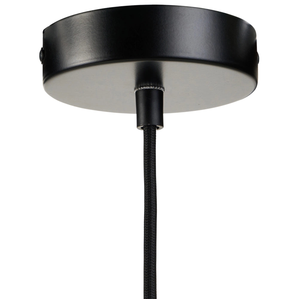 Lampada a sospensione con paralume in paglia naturale intrecciata a cupola, stile boho-japandi