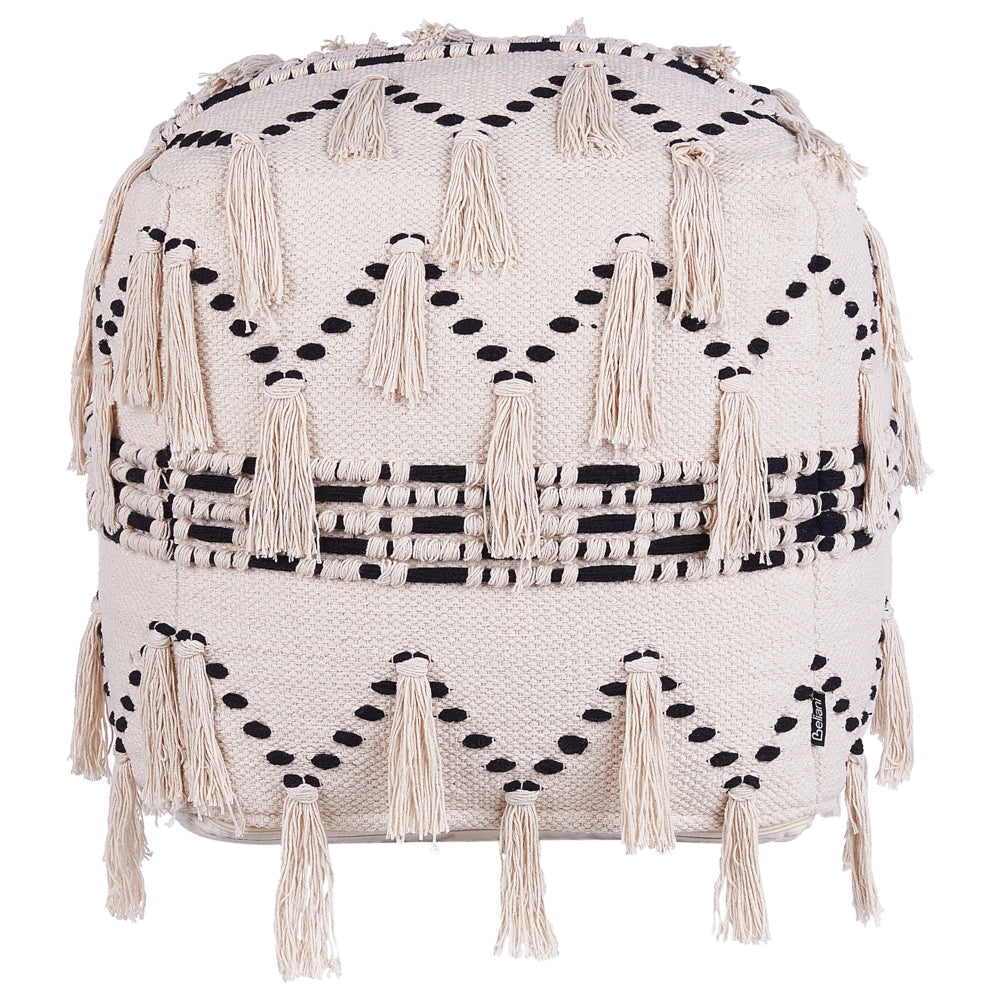 Pouf beige con nappe decorative in maglia di cotone Nero Boho Design