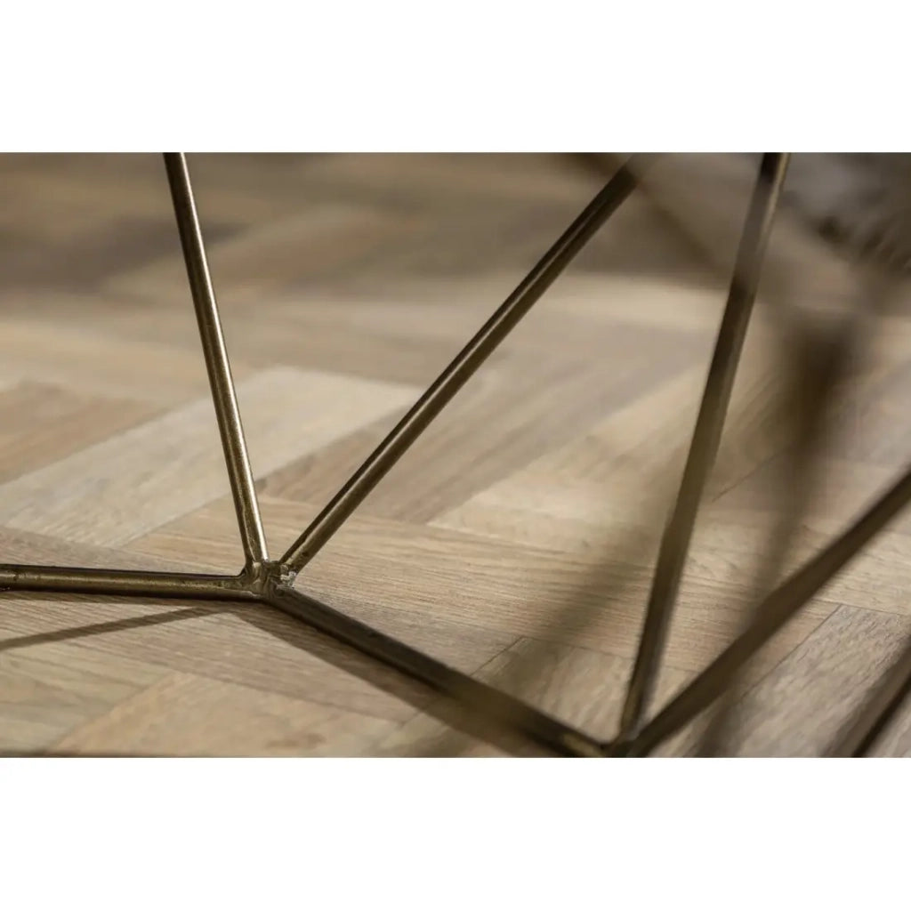 Table bassa NEXORA 70 cm in marmo verde e ferro finitura ottone design geometrico