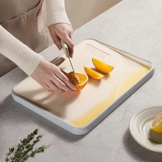 Piastra di taglio - superficie inclinata antiscivolo - zona di macinazione igienica - cucina - M 15 L.