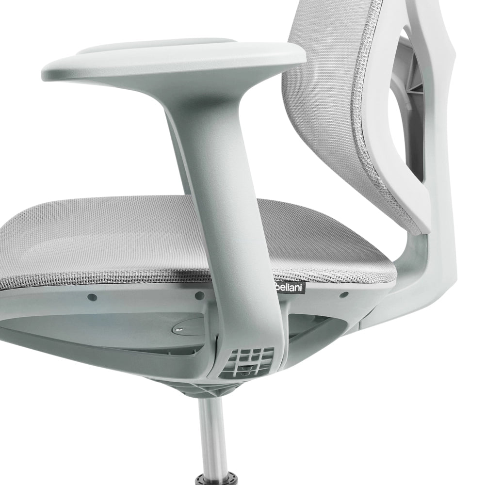 Sedia da ufficio grigio in rete con base girevole, braccioli e altezza regolabile per ufficio domestico e open space