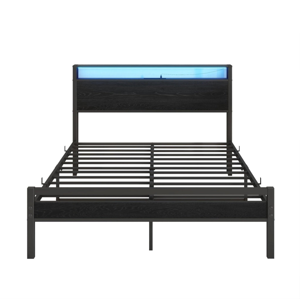 Letto 140x200 cm in metallo e MDF con testiera a 2 ripiani; USB e presa; nero