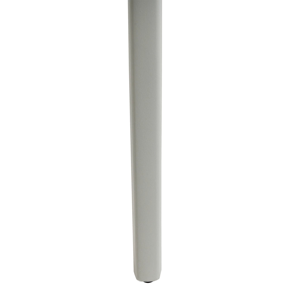 Set di 4 sedie moderne da interno ed esterno in plastica di colore grigio chiaro stile moderno contemporaneo