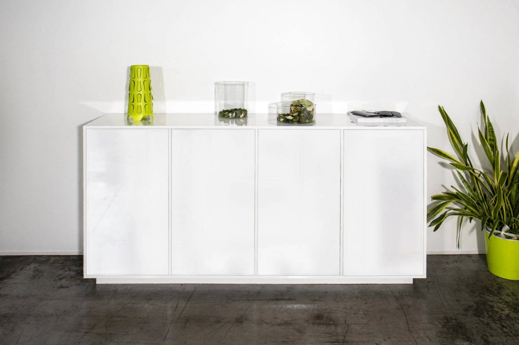 Credenza Aulina, Madia da cucina a 4 ante, Buffet da soggiorno, 100% Made in Italy, cm 180x41h86, Bianco lucido
