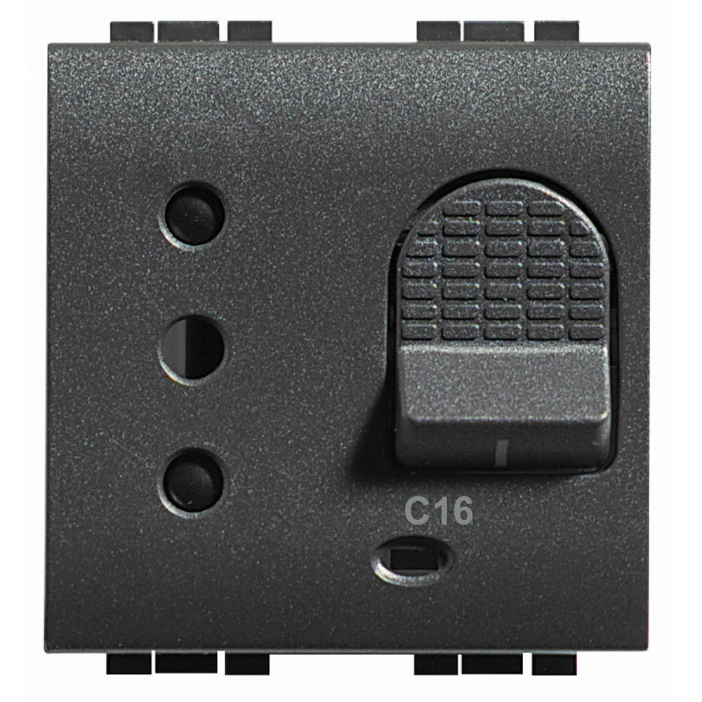 Living Int. - Presa interbloccata magnetotermica 2P+T 16A - L4311/16