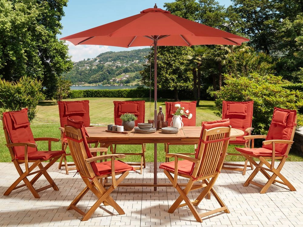 Set da pranzo per esterni in legno di acacia chiaro con cuscini grigi Tavolo a 8 posti sedie pieghevoli con cuscini rossi e Ombrellone Design rustico