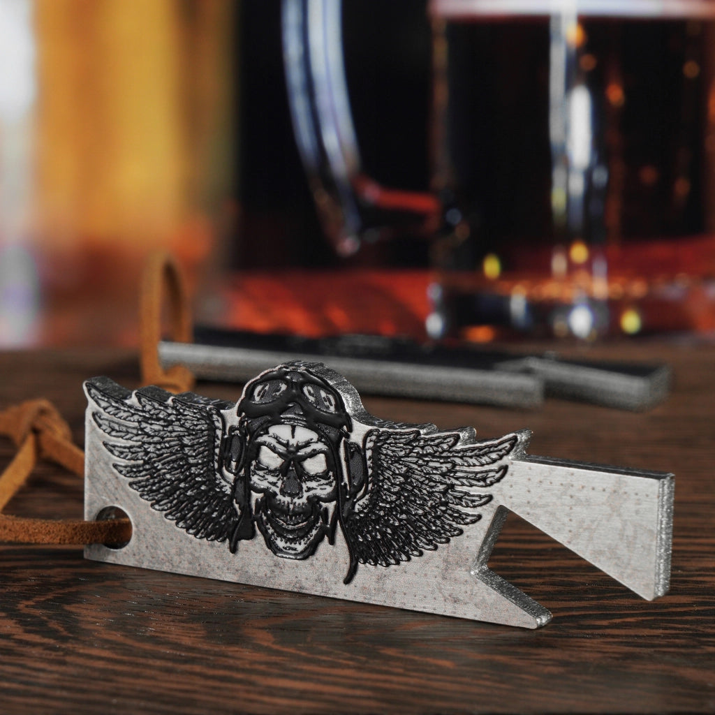 Portachiavi con teschio in metallo e tappo per bottiglia di birra KADAX, idea regalo.
