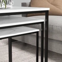 Set di 3 Tavolini da Salotto, Effetto Marmo con Struttura in Acciaio, Bianco