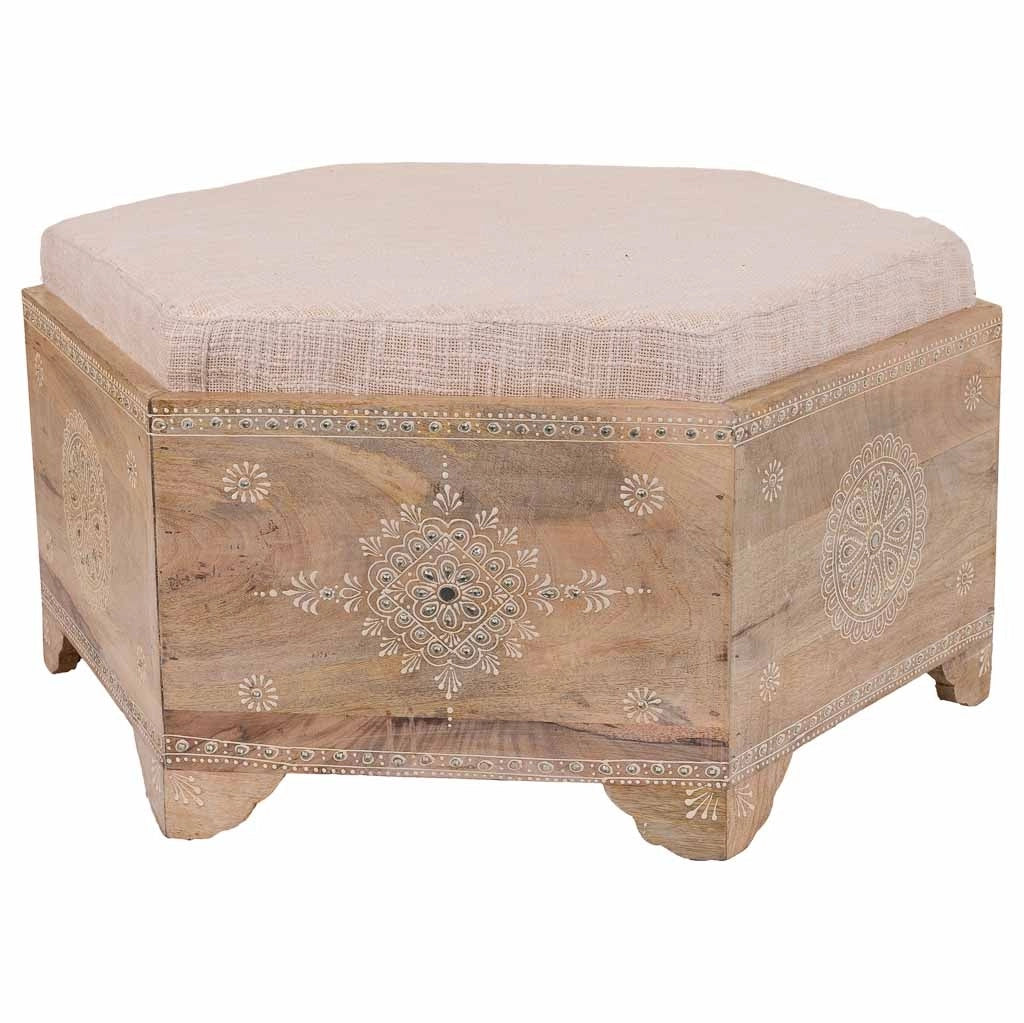 Sgabello in legno dipinta a mano con cuscino marrone 70x60x29h