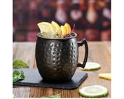 Set di 4 Mule Mok con 1/5 oz Jigger doppio, tazza in acciaio inox dorata a specchio 18 oz, ideale per bevande fredde (4 pezzi neri)