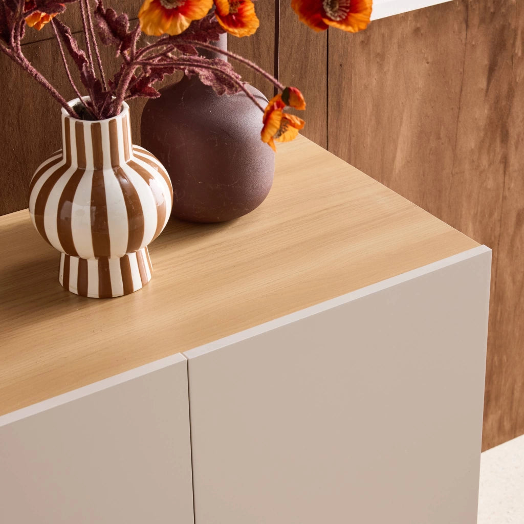 Credenza in metallo e decorazione in legno 3 ante, 120cm, beige