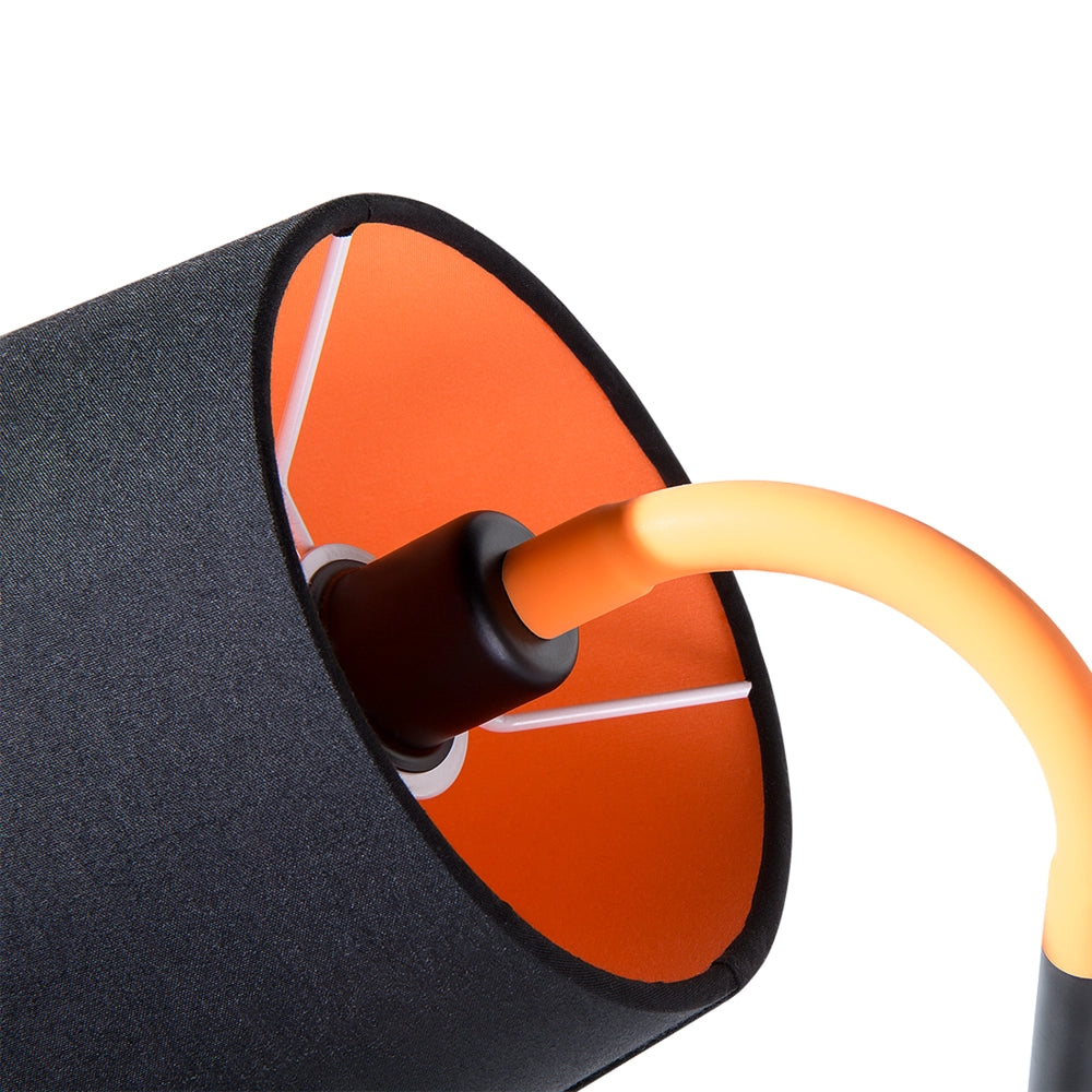 Lampada da Tavolo Nera con Base Treppiede in Metallo Arancio 42H cm Lampada da Notte di Design Moderno
