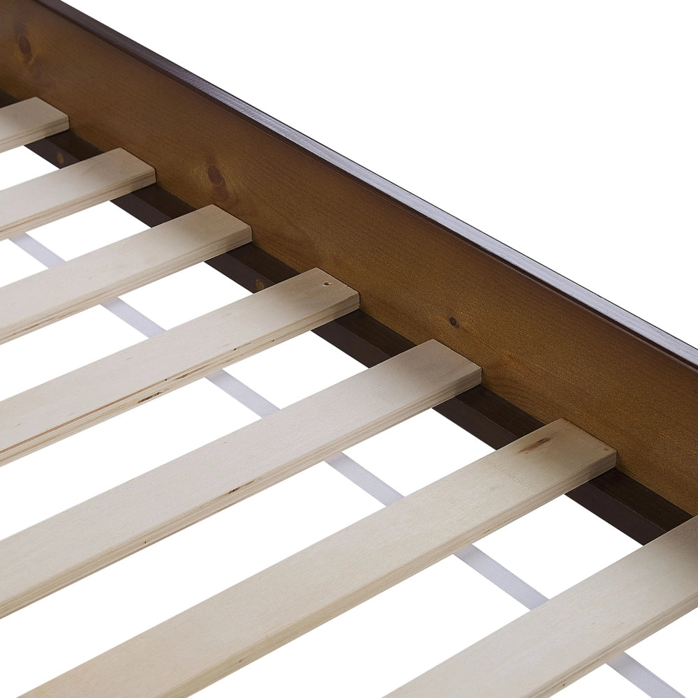 Letto in legno massello scuro 180 x 200 cm a doghe con pediera della testiera
